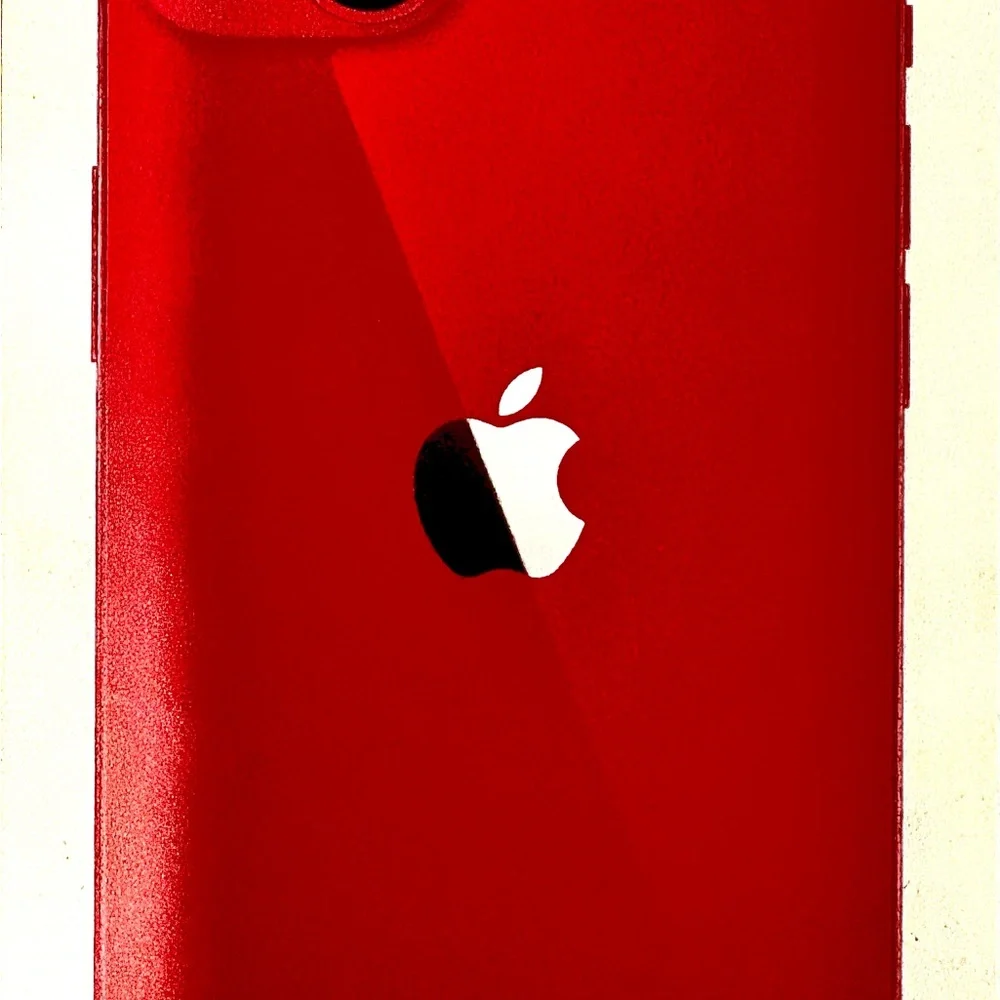 Apple iPhone 15 plus in Vibrant Red
